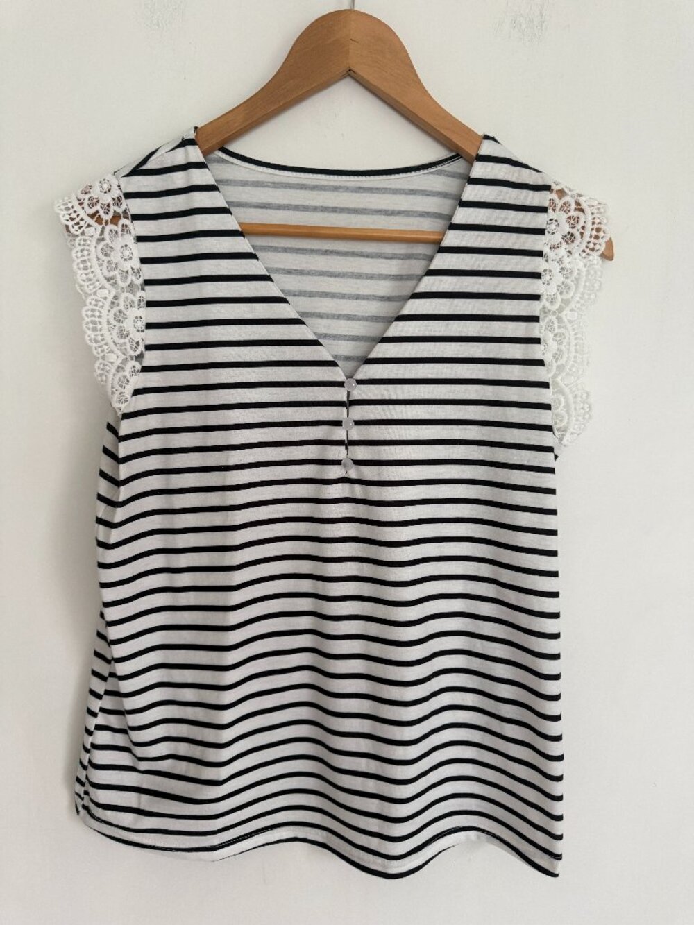 Shein Women Striped V Neck Lace Cap Sleeves Pullover Top Size M